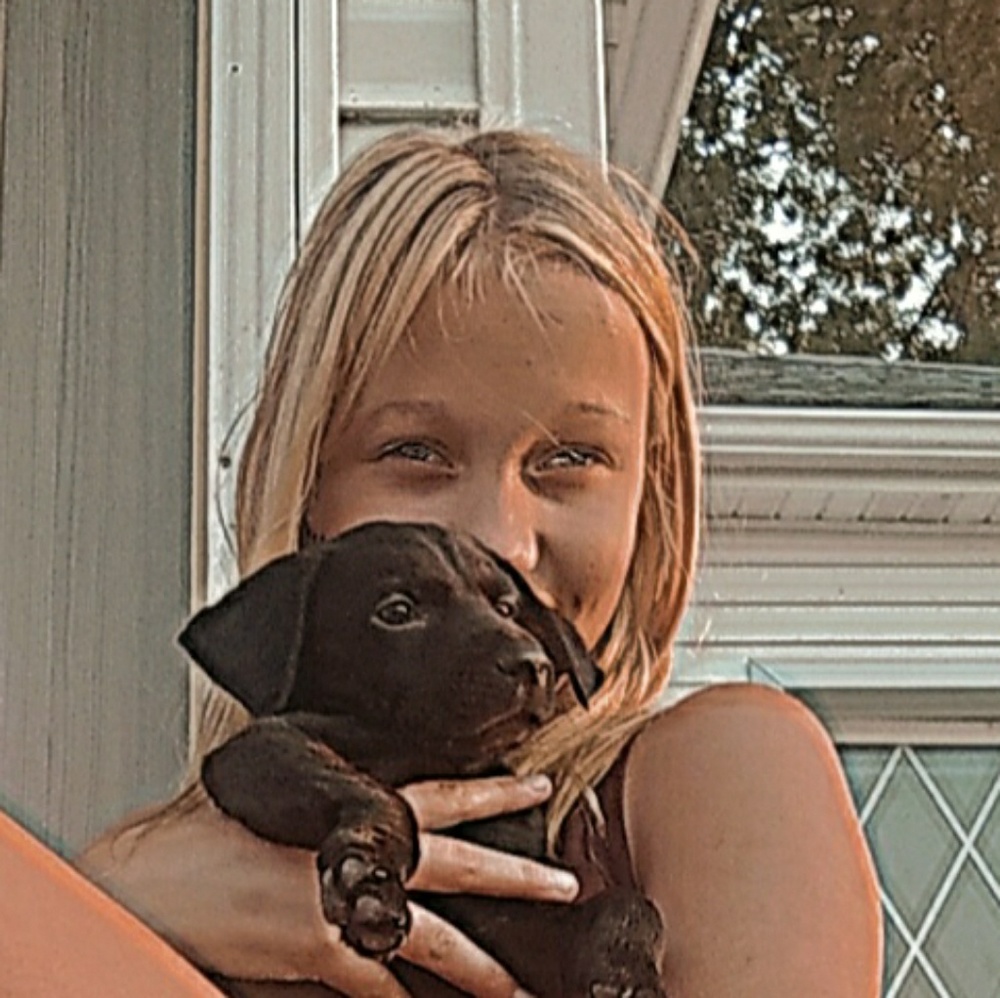 Meet your Posher, Kayla